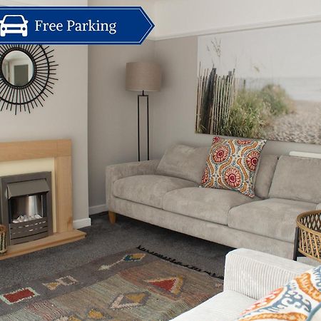 Cosy 3Bed Bungalow In West Kirby, Free Parking Frankby Exterior photo